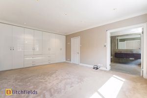 Photo 11- click for photo gallery